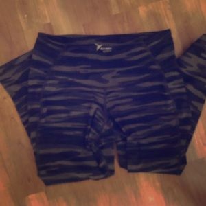 Women’s workout capris old navy